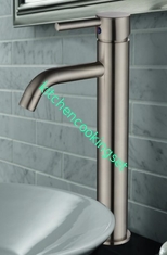 Single Handle Modern Sink Faucet For Kitchen / Bathroom Easy Operation